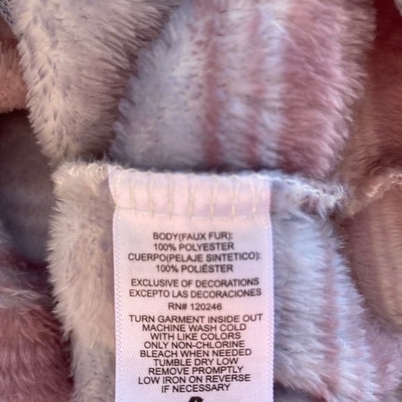 SOFT AND COZY FURRY TOPππ - Picture 3 of 7